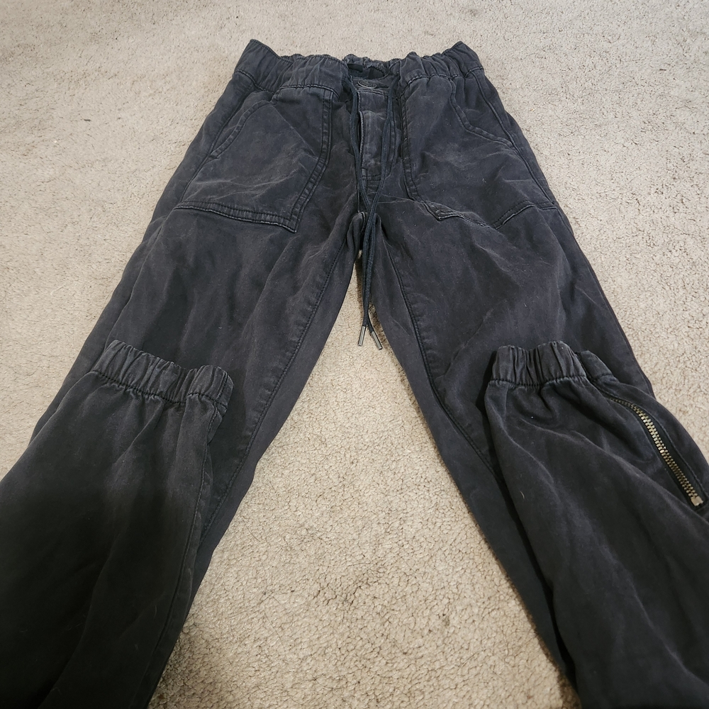 American Eagle Outfitters Women's Black Cargo And Denim Jogger Bundle